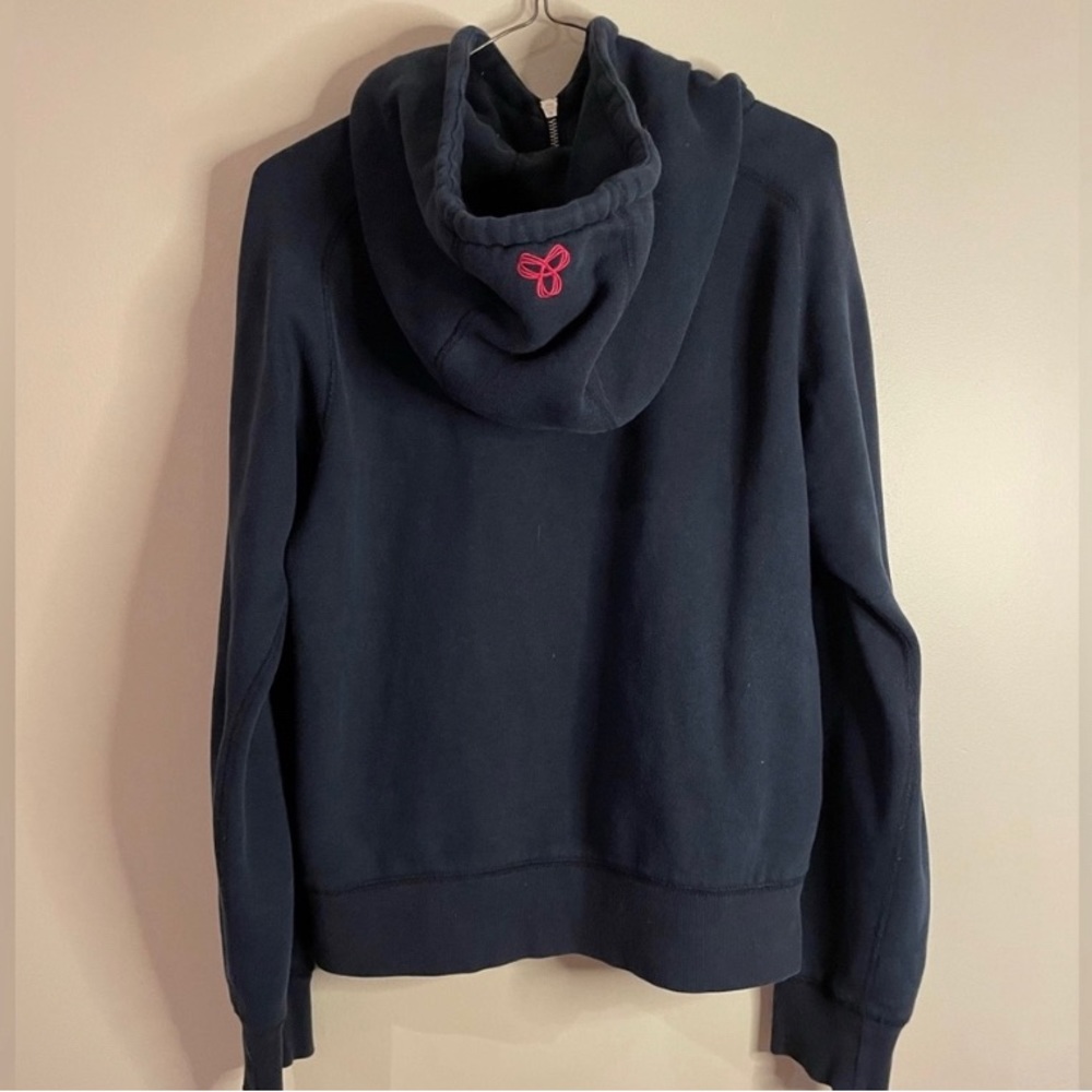 TNA Zip-Up